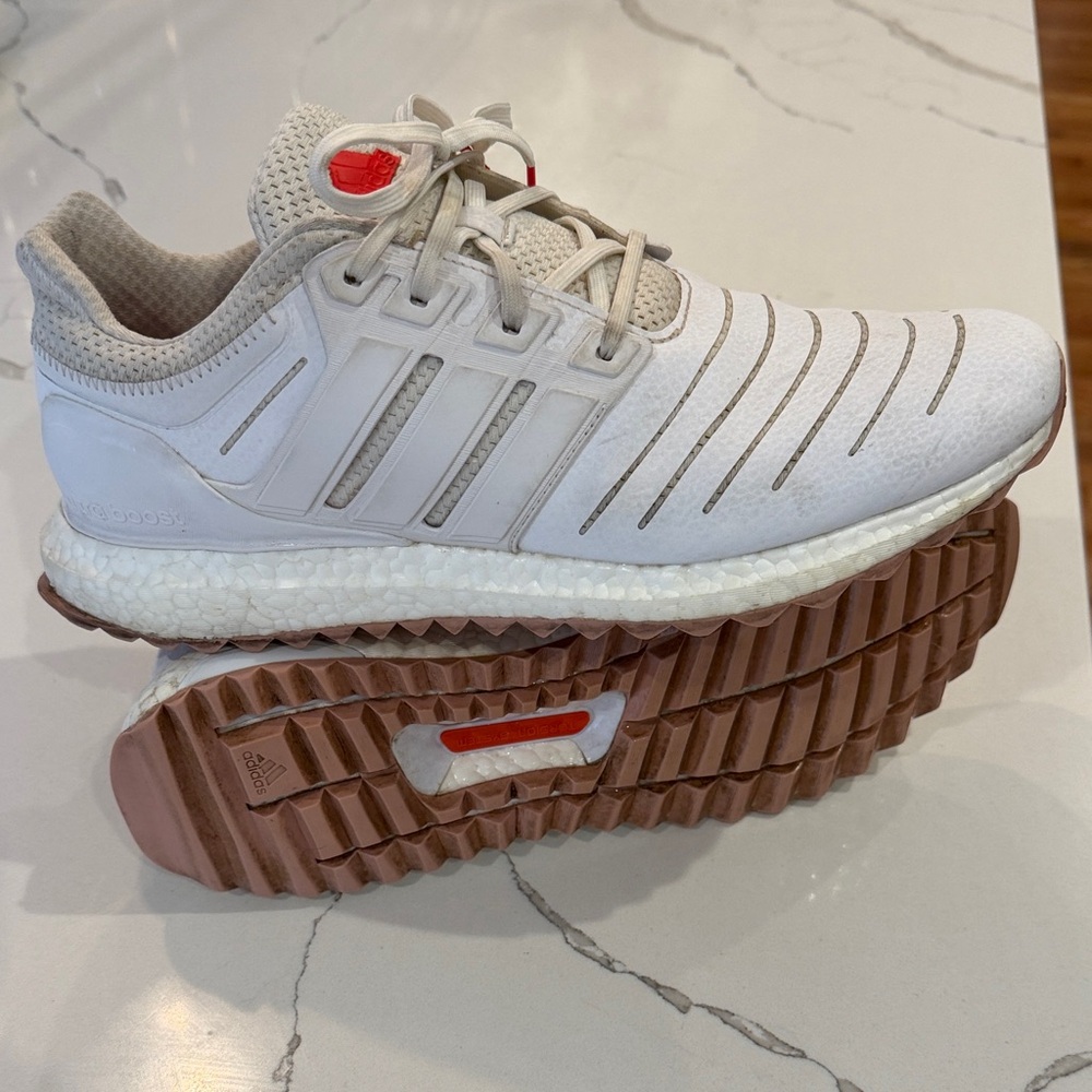 Adidas men’s shoe